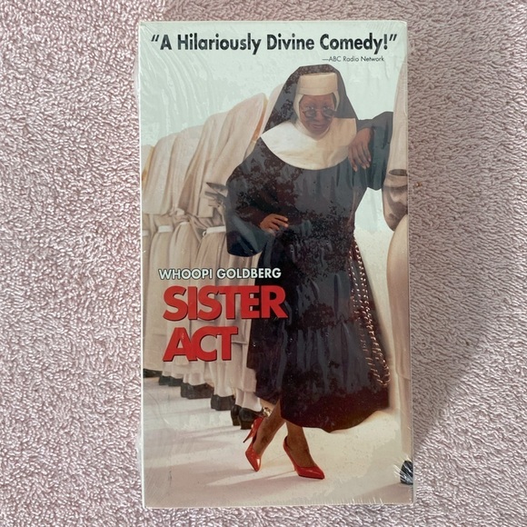 Vintage Touchstone Home Video VHS Sister Act - Picture 1 of 7